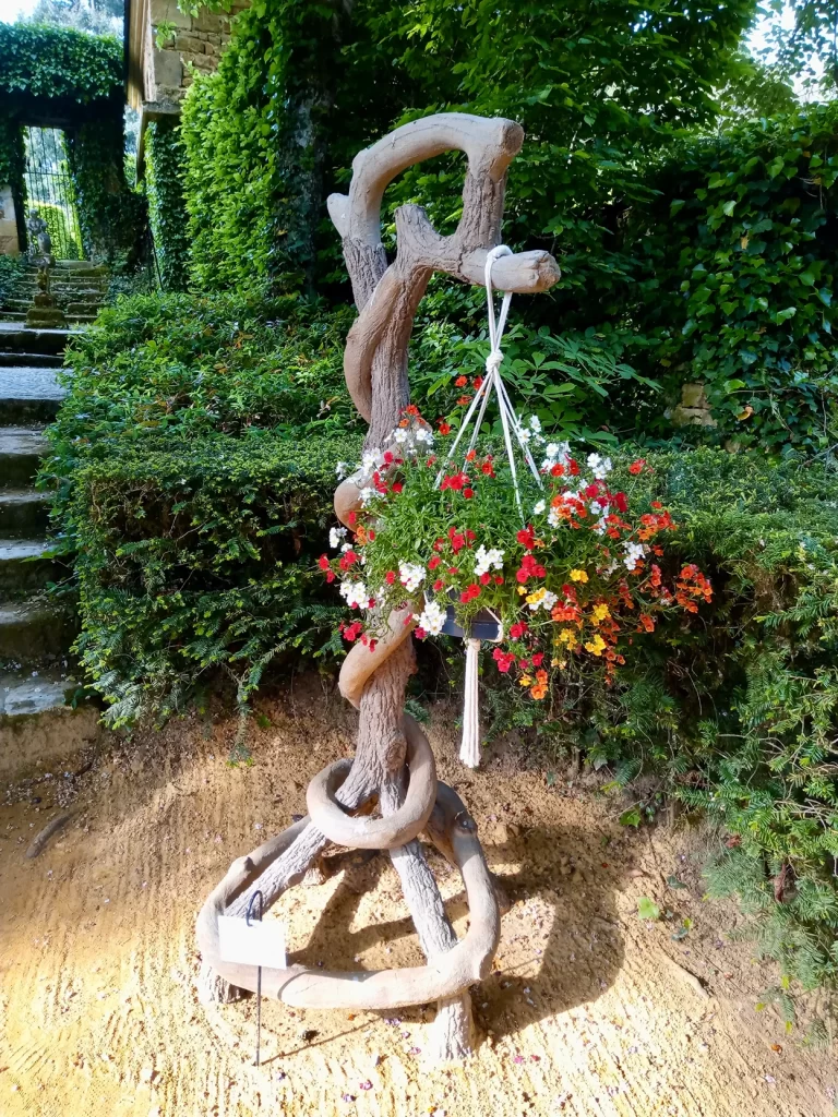 Pied décoratif en rocaille